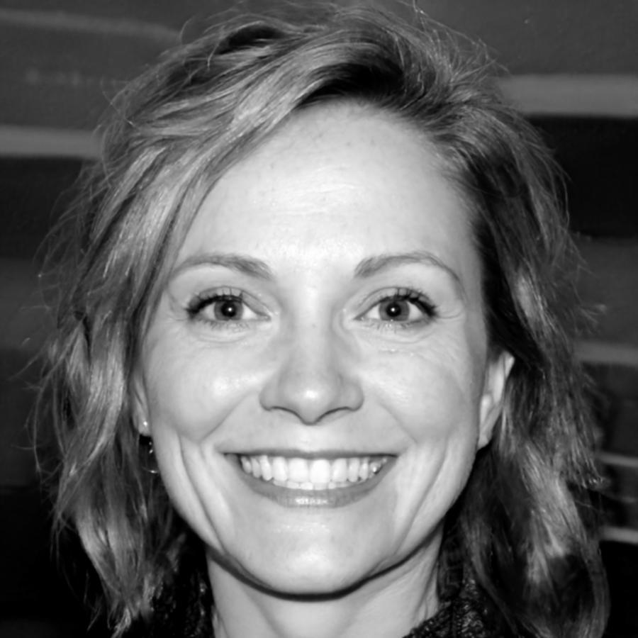 Portrait of Siriporn, program graduate